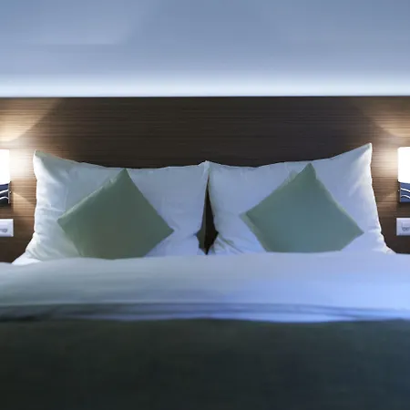 克奥内图恩酒店 4*