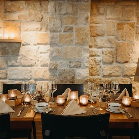 克奥内图恩酒店 酒店 图恩